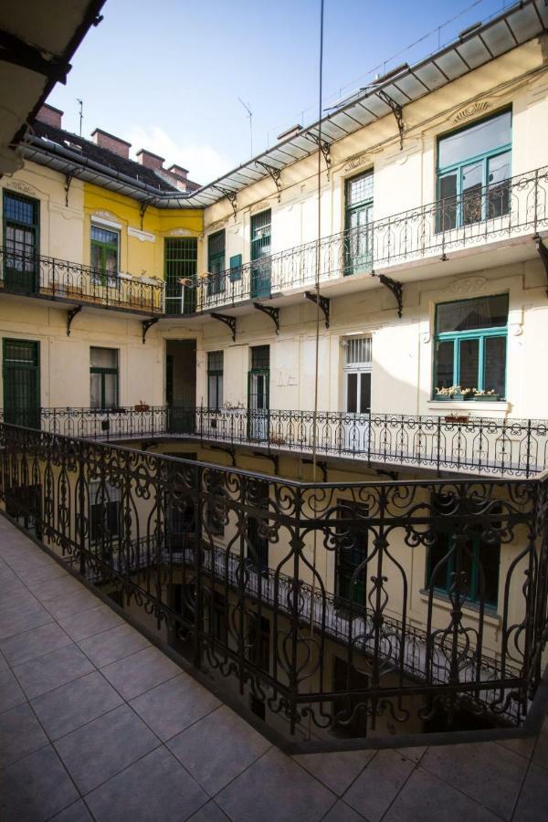 Izabella Vintage Style Apartment Budapesta Exterior foto